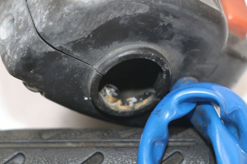 photo de COMMODO DROIT KYMCO AGILITY 4T 50 (2005 - 2018) - État de surface