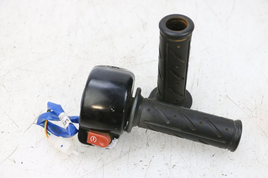 photo de COMMODO DROIT KYMCO AGILITY 4T 50 (2018 - 2022) - Vue principale