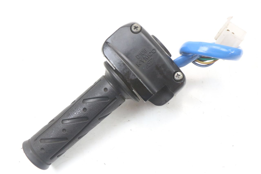 photo de COMMODO DROIT KYMCO AGILITY PREMIUM 50 (2007 - 2010) - Vue d’ensemble