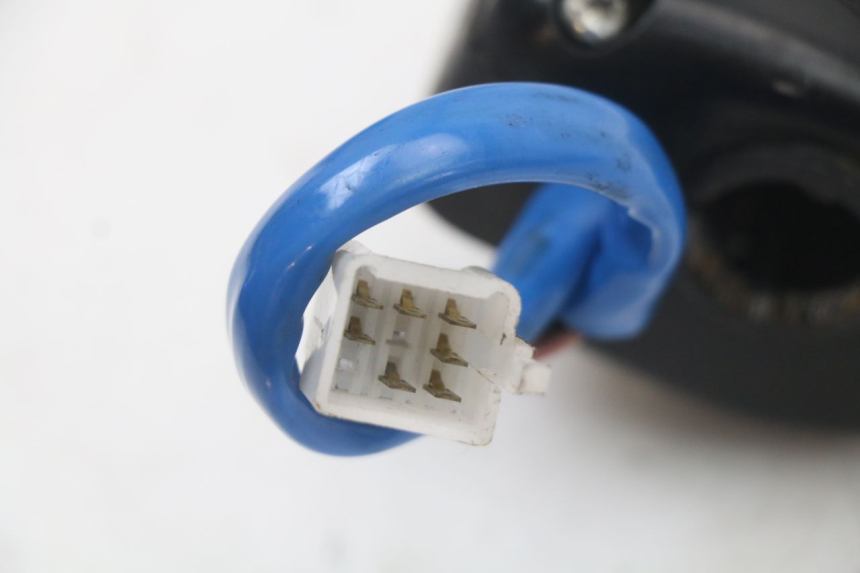 photo de COMMODO DROIT KYMCO AGILITY PREMIUM 50 (2007 - 2010) - État de surface