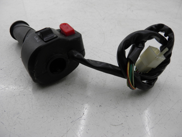 photo de COMMODO DROIT BENZHOU YY50QT31 VINTAGE 50 (2009 - 2012) - Gros plan technique