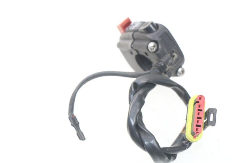 photo de COMMODO DROIT MV AGUSTA BRUTALE R WALLY 910 (2008 - 2008) - Détail de la pièce