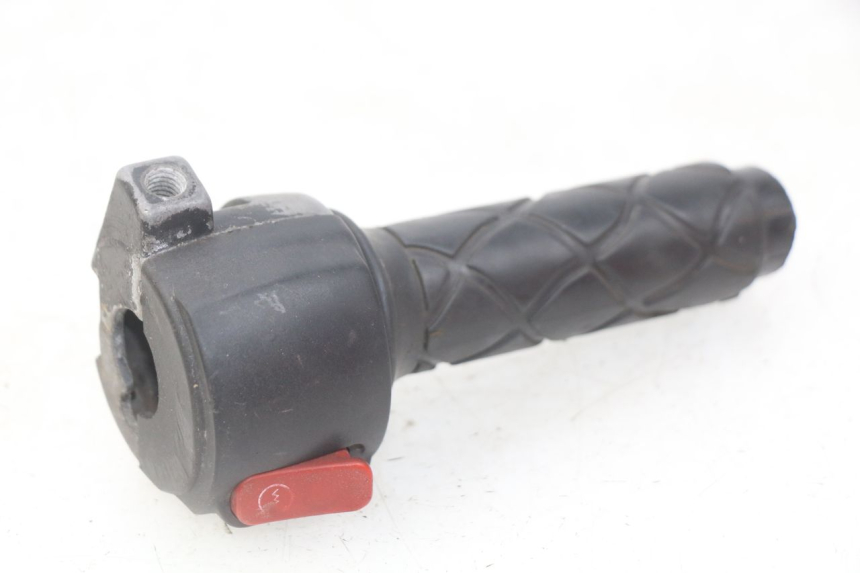 photo de COMMODO DROIT YAMAHA BW'S 50 (1999 - 2003) - Vue principale