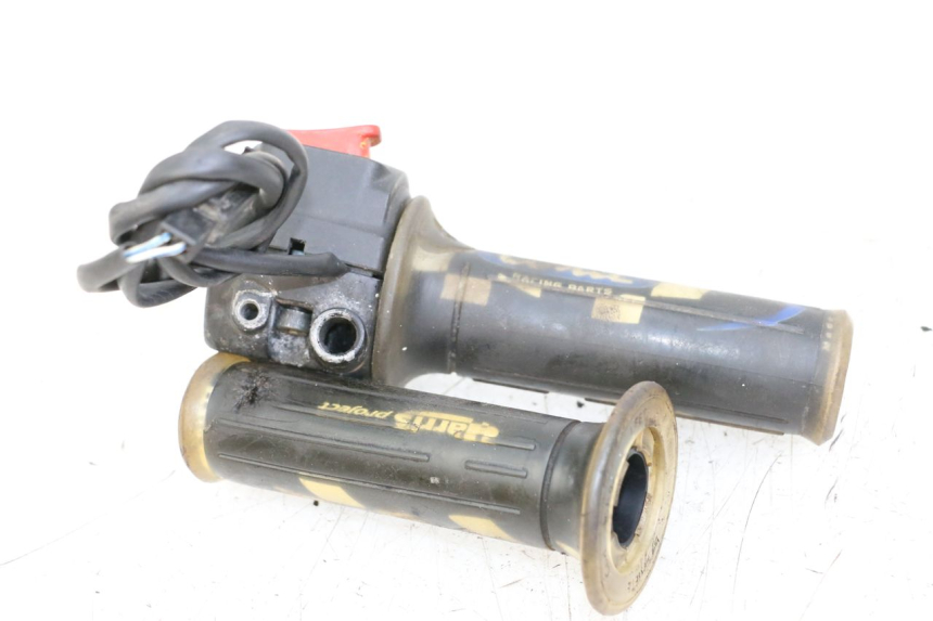 photo de COMMODO DROIT YAMAHA BW'S 50 (2004 - 2017) - Zoom état d’usage