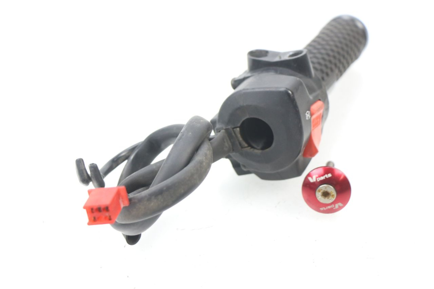 photo de COMMODO DROIT HONDA CBR 929 RR FIREBLADE 900 (2000 - 2001) - État de surface