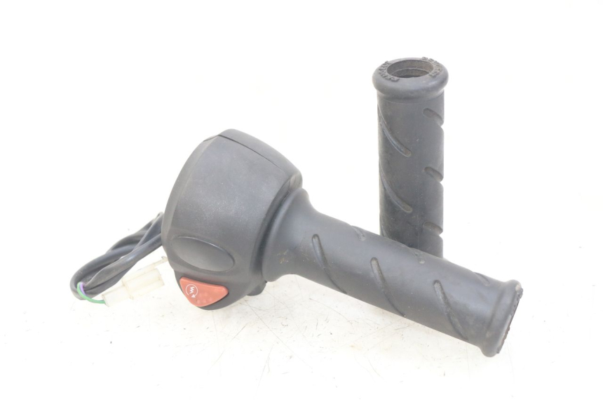 photo de COMMODO DROIT PEUGEOT CITYSTAR 2T 50 (2018 - 2021) - Vue principale