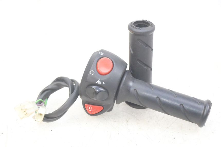 photo de COMMODO DROIT PEUGEOT CITYSTAR AIR 125 (2014 - 2017) - Vue principale