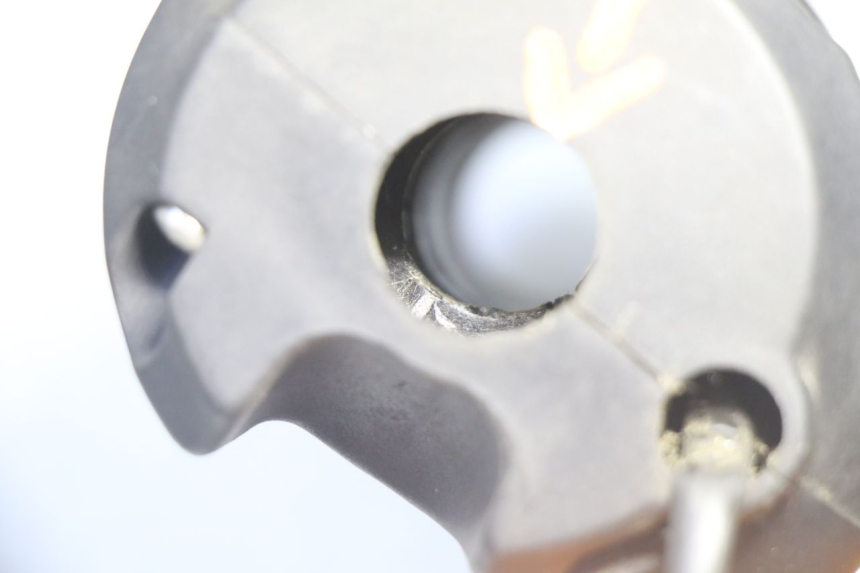 photo de COMMODO DROIT PEUGEOT CITYSTAR 50 (2013 - 2017) - Vue d’ensemble