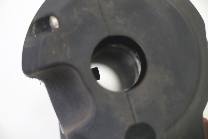 photo de COMMODO DROIT PEUGEOT CITYSTAR 50 (2013 - 2017) - Gros plan technique