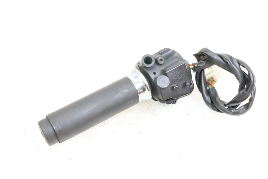 photo de COMMODO DROIT APRILIA CLASSIC 125 (1995 - 2001) - Vue d’ensemble