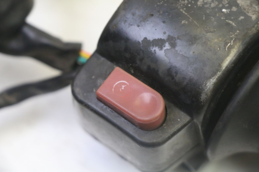 photo de COMMODO DROIT SYM CROX 4T 50 (2016 - 2023) - Autre angle de vue