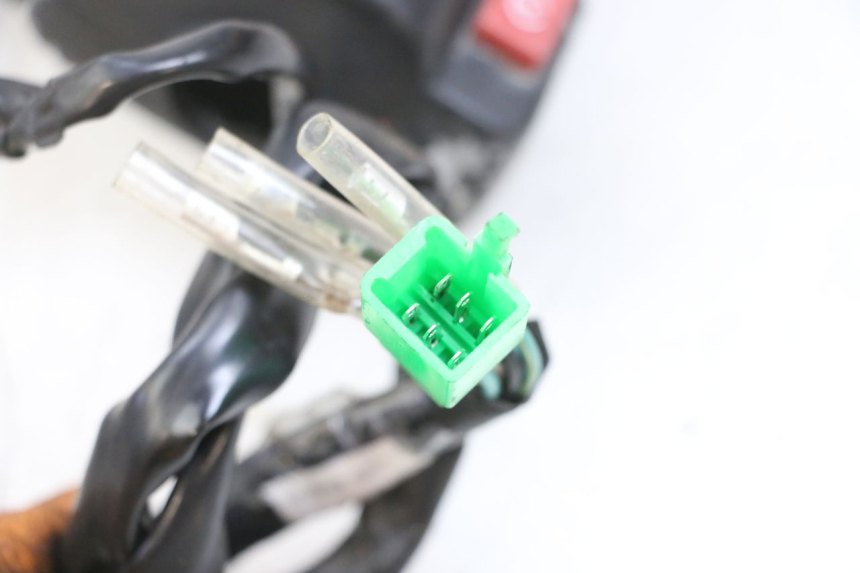 photo de COMMODO DROIT SYM CROX 4T 50 (2016 - 2023) - Points de fixation