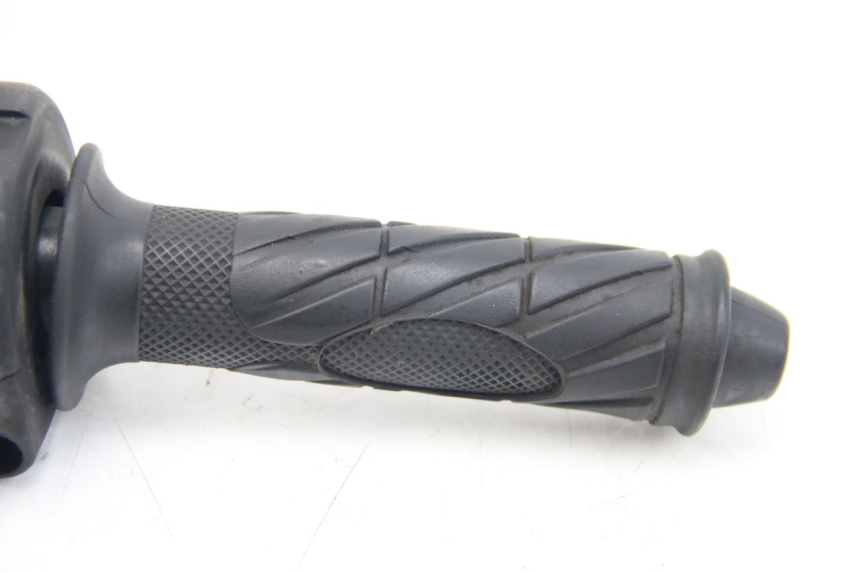 photo de COMMODO DROIT LONGJIA DIGITA 4T 50 (2019 - 2022) - Gros plan technique