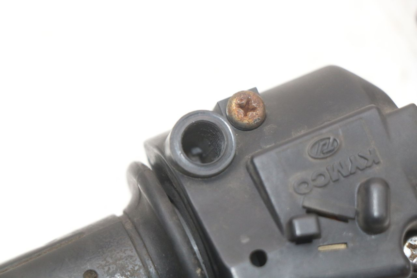 photo de COMMODO DROIT KYMCO DINK 4T 50 (2007 - 2018) - Vue d’ensemble