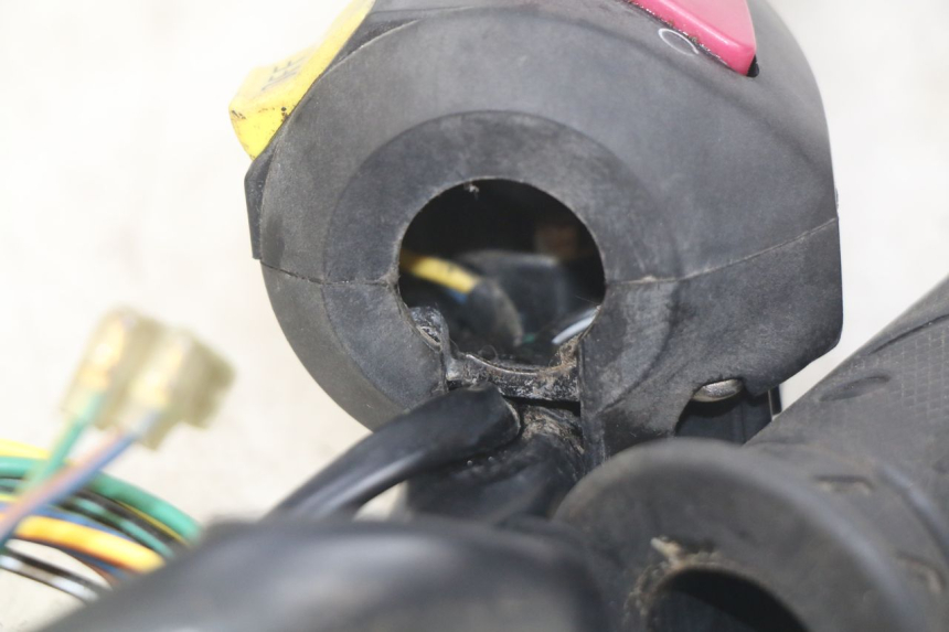 photo de COMMODO DROIT KYMCO DOWNTOWN ABS 125 (2015 - 2017) - Gros plan technique