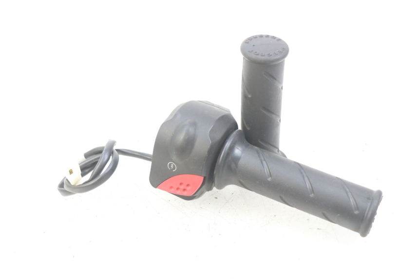 photo de COMMODO DROIT PEUGEOT E-VIVACITY 1 (2012 - 2018) - Vue principale