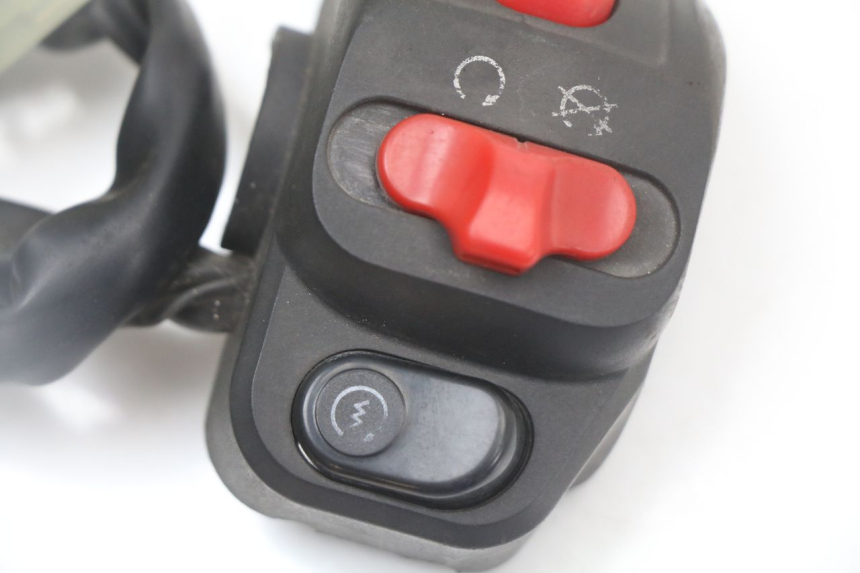 photo de COMMODO DROIT LONGJIA EASY MAX 125 (2020 - 2024) - Autre angle de vue