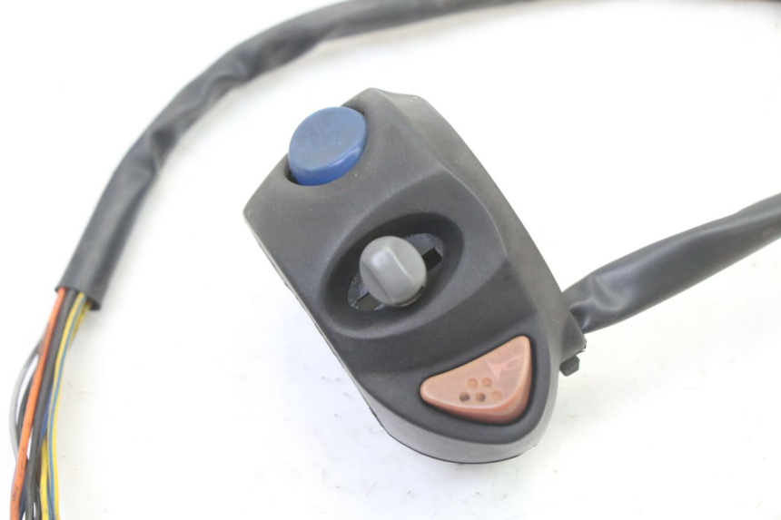 photo de COMMODO DROIT PEUGEOT ELYSTAR 50 (2002 - 2014) - Détail de la pièce