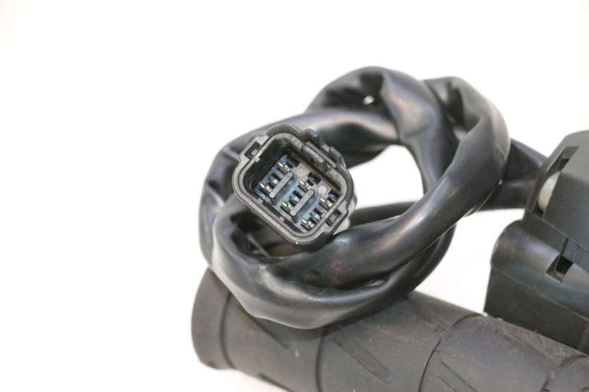 photo de COMMODO DROIT KAWASAKI ER-6 ER6 N 650 (2005 - 2009) - Zoom état d’usage