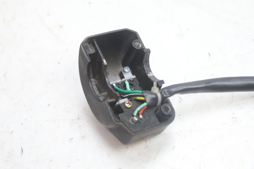 photo de COMMODO DROIT JM MOTORS EVOLIS 4T 50 (2018 - 2022) - Gros plan technique