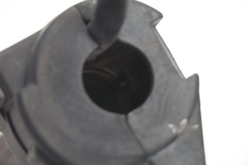 photo de COMMODO DROIT MBK EVOLIS 80 (1993 - 1999) - Points de fixation