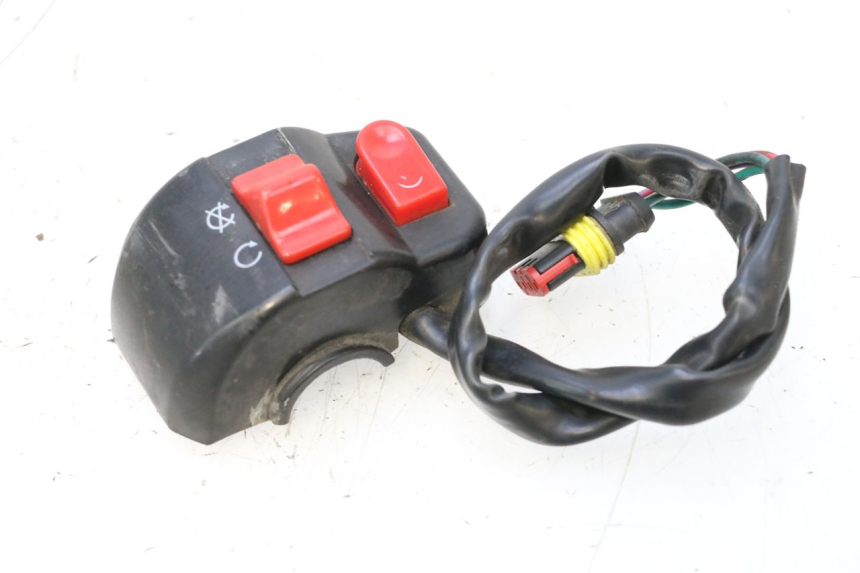 photo de COMMODO DROIT KEEWAY F-ACT FACT EVO 50 (2020 - 2026) - Autre angle de vue