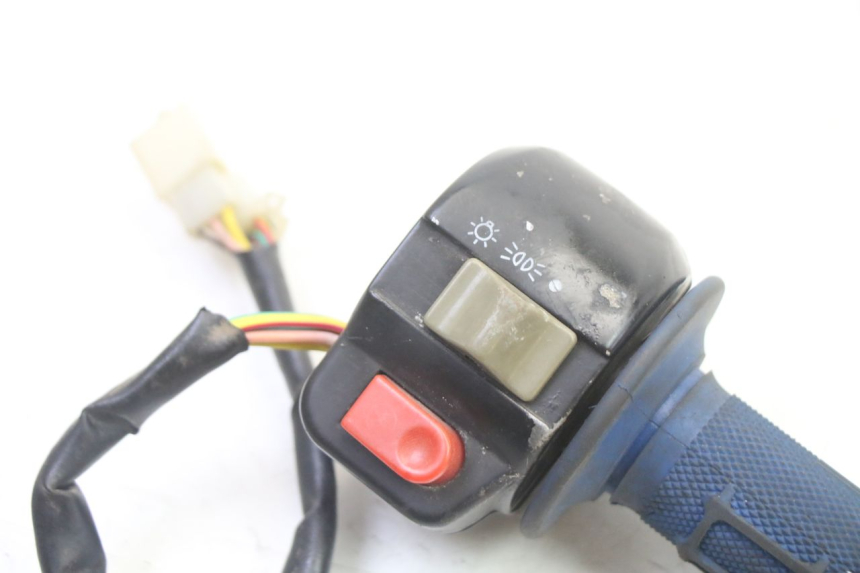 photo de COMMODO DROIT KEEWAY F-ACT FACT 50 (2006 - 2011) - Détail de la pièce