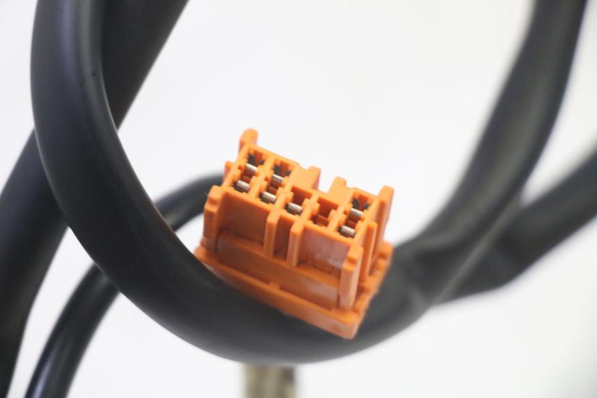 photo de COMMODO DROIT HONDA FES S-WING SWING ABS 125 (2007 - 2015) - Points de fixation