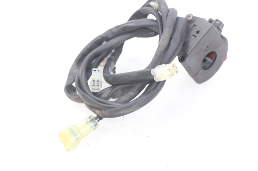 photo de COMMODO DROIT YAMAHA FJR ABS 1300 (2016 - 2020) - Zoom état d’usage