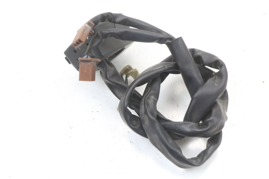 photo de COMMODO DROIT YAMAHA FJR ABS 1300 (2006 - 2012) - État de surface