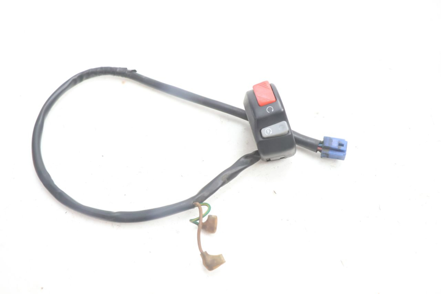 photo de COMMODO DROIT YAMAHA FJR 1300 (2001 - 2005) - Vue principale