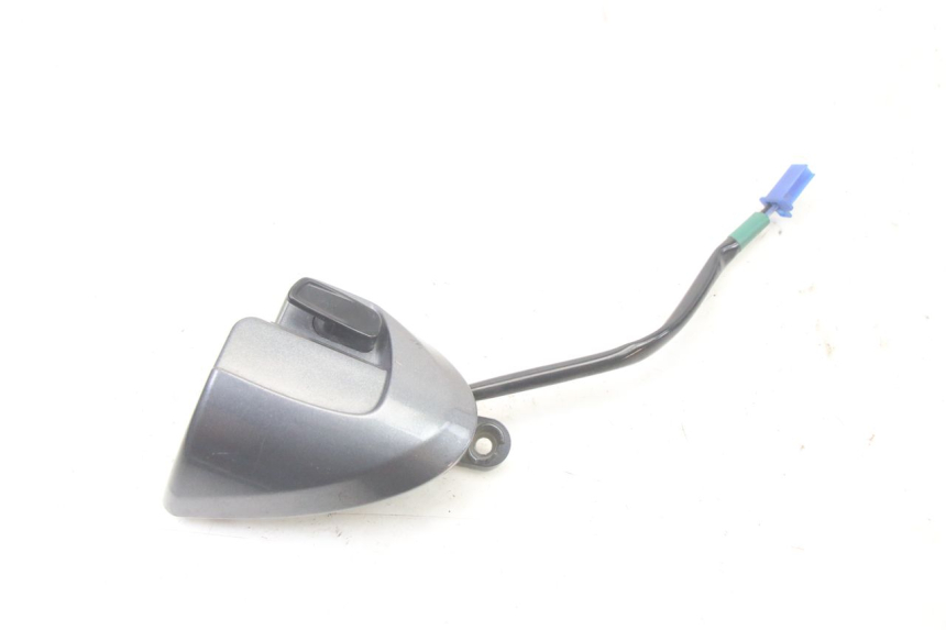 photo de COMMODO DROIT MBK FLAME X 125 (2007 - 2016) - Zoom état d’usage