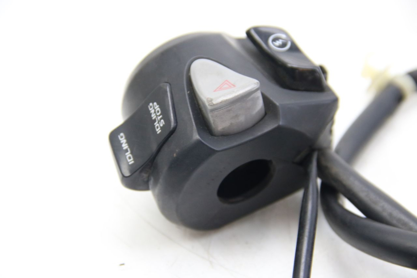 photo de COMMODO DROIT HONDA FORZA 125 (2015 - 2016) - Zoom état d’usage