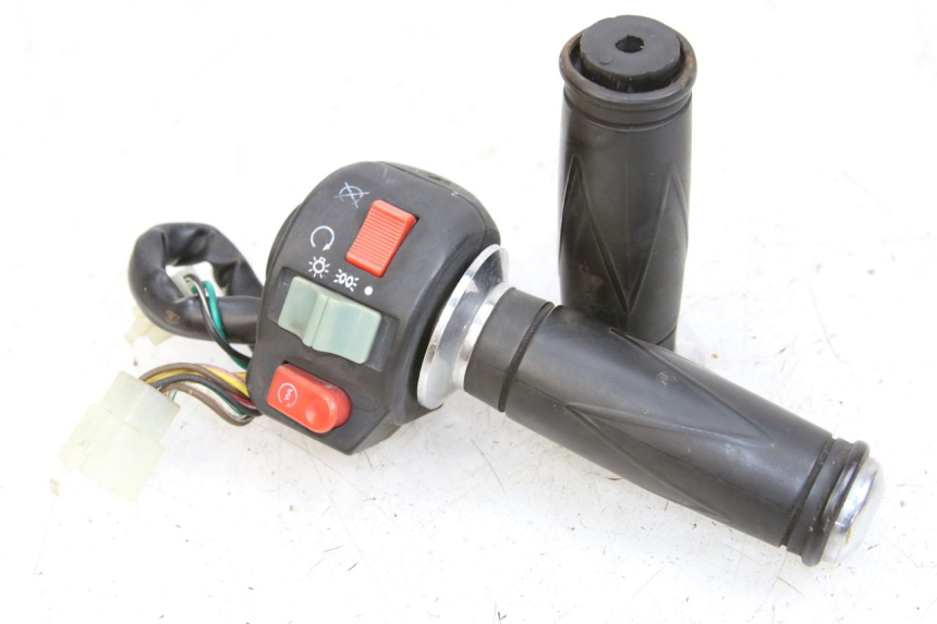 photo de COMMODO DROIT BAOTIAN FRESH 50 (2004 - 2012) - Vue principale