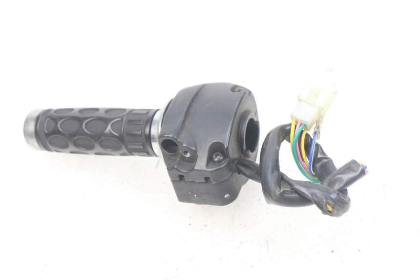 photo de COMMODO DROIT SACHS FY125T FY T 125 (2007 - 2011) - Autre angle de vue