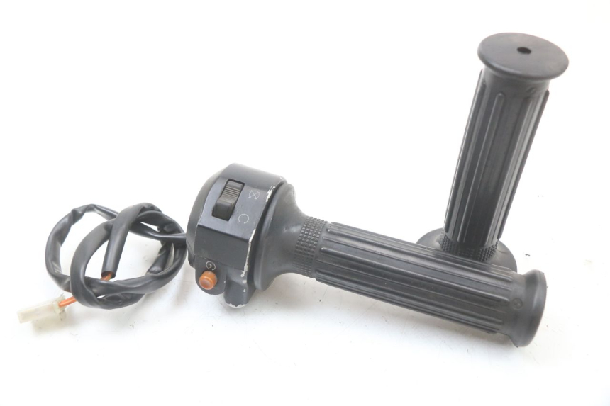 photo de Right handlebar switch HYOSUNG GF 125 (2001 - 2005) - Autre angle de vue