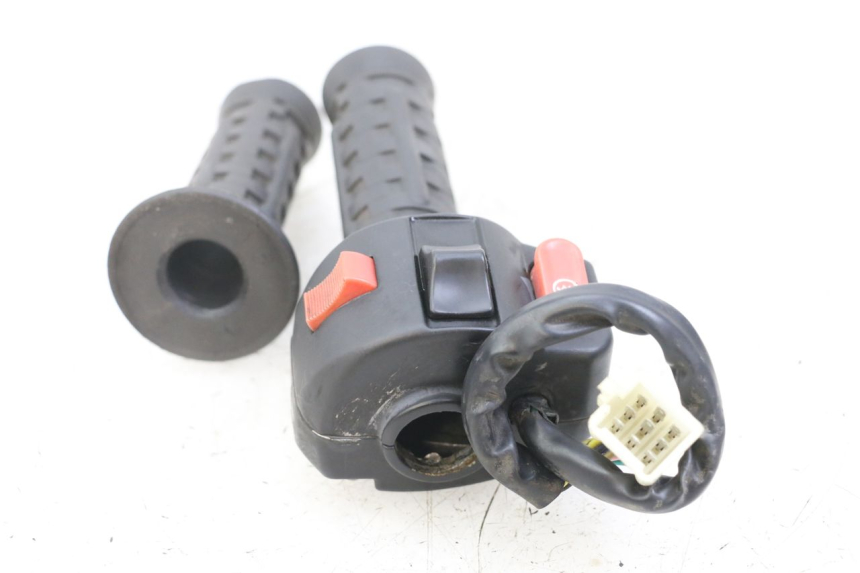 photo de COMMODO DROIT GOES WIKI 125 (2010 - 2015) - Autre angle de vue