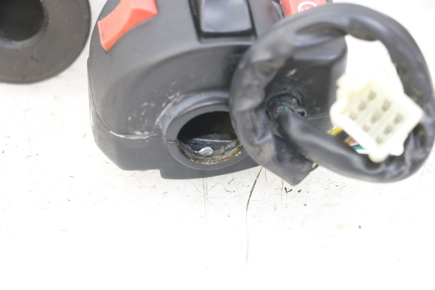 photo de COMMODO DROIT GOES WIKI 125 (2010 - 2015) - Gros plan technique