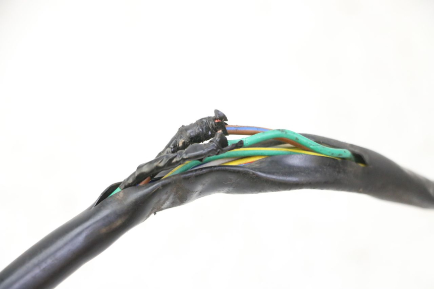 photo de COMMODO DROIT KYMCO GRAND DINK 125 (2008 - 2014) - Détail de la pièce