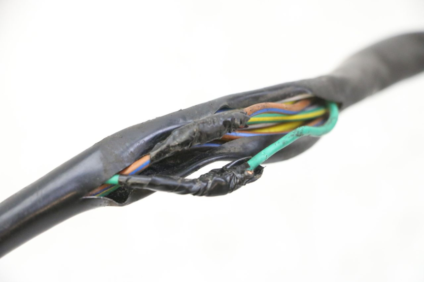 photo de COMMODO DROIT KYMCO GRAND DINK 125 (2008 - 2014) - Zoom état d’usage