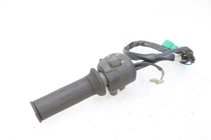 photo de COMMODO DROIT KYMCO GRAND DINK 125 (2008 - 2014) - Marquages et références