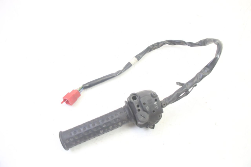 photo de COMMODO DROIT SYM GTS EVO 125 (2009 - 2013) - Vue d’ensemble