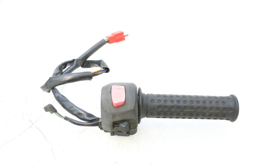 photo de COMMODO DROIT SYM GTS EVO 125 (2009 - 2013) - Vue principale