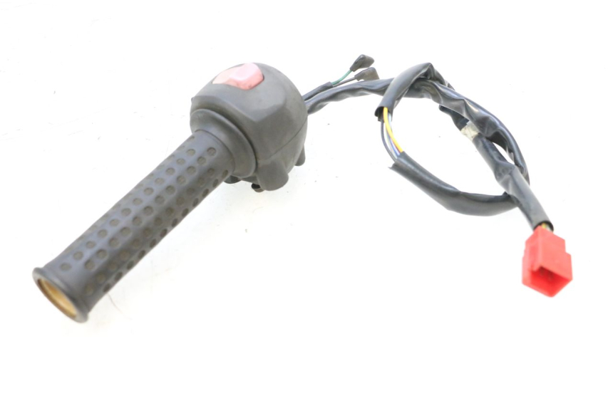 photo de COMMODO DROIT SYM GTS EVO 125 (2009 - 2013) - Autre angle de vue