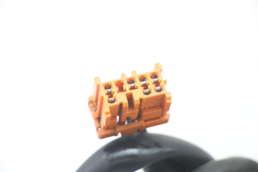 photo de COMMODO DROIT HONDA FES S-WING SWING ABS 125 (2007 - 2015) - État de surface