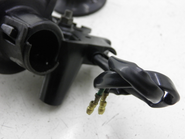 photo de COMMODO DROIT HONDA NH VISION 50 (1985 - 1994) - Zoom état d’usage