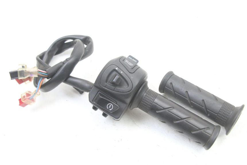 photo de COMMODO DROIT HONDA PCX (JF57/JF64) 125 (2014 - 2018) - Vue principale