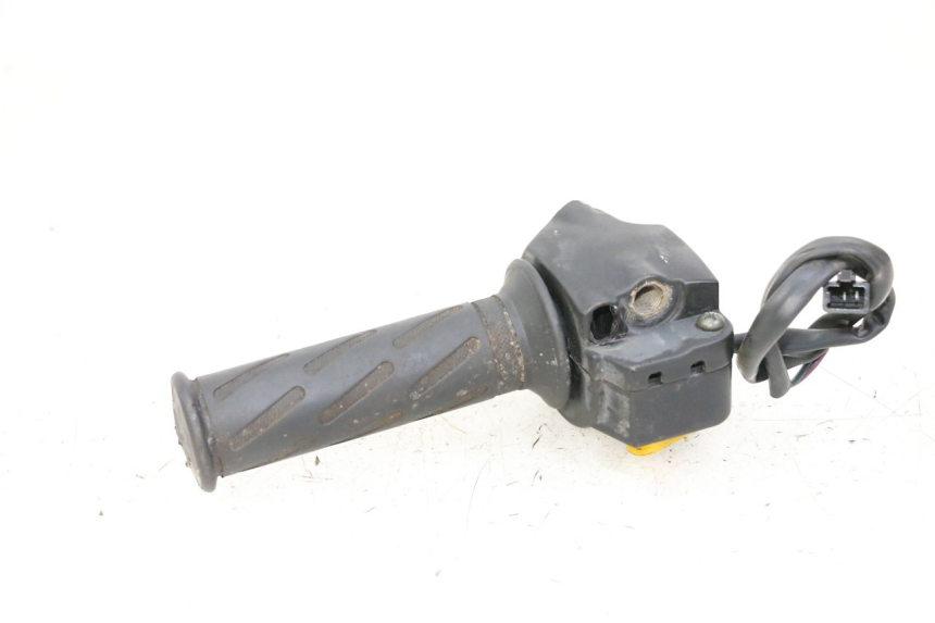 photo de COMMODO DROIT PEUGEOT KISBEE 2T 50 (2010 - 2017) - Détail de la pièce