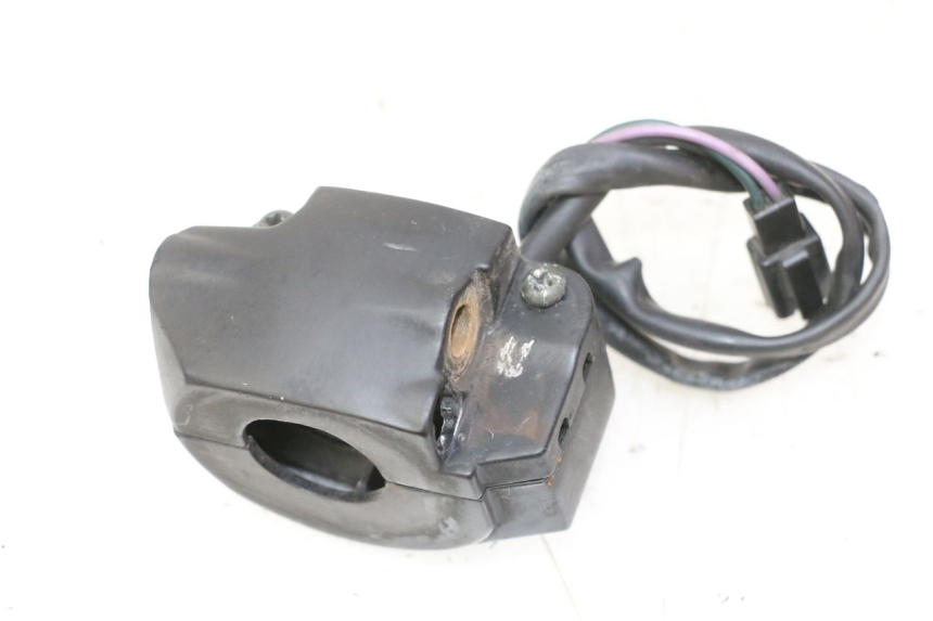 photo de COMMODO DROIT PEUGEOT KISBEE 2T 50 (2010 - 2017) - Détail de la pièce