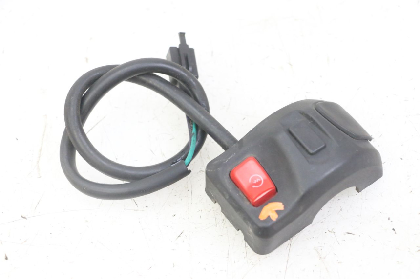 photo de COMMODO DROIT PEUGEOT KISBEE 4T 50 (2018 - 2022) - Vue principale